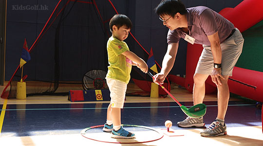 kids Golf Lesson at schools - hong kong